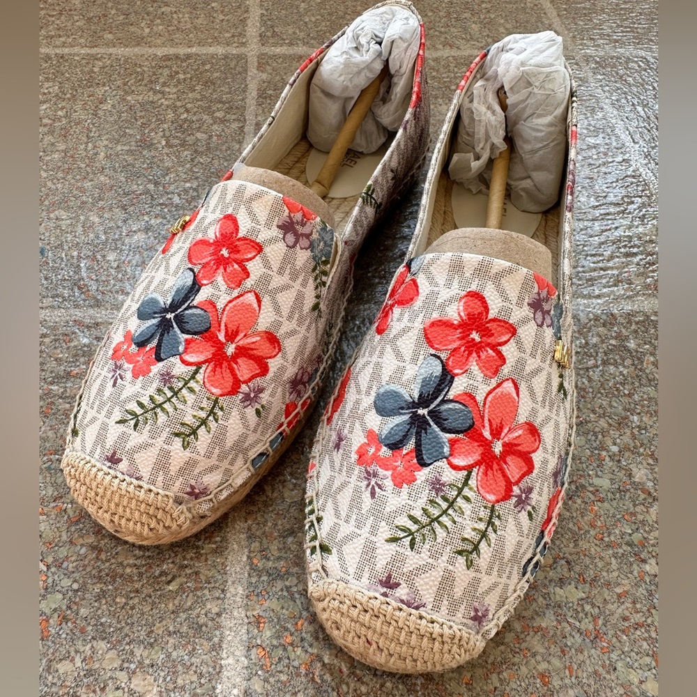 Michael Kors floral loafers. New- no box